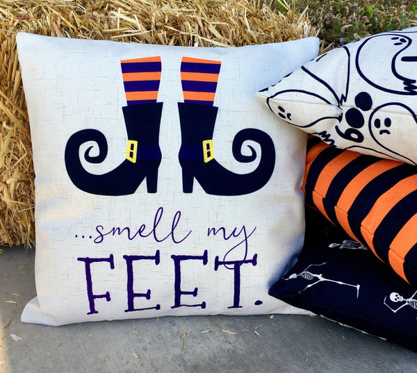 Smell my feet | Pillow Cover | Halloween Decor | Holiday Pillow | Indoor & Outdoor | 18 x 18