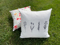 Simple Summer Flowers / Summer Pillow / Pillow Cover / Decorative Pillow / Accent Pillow / Machine Washable / Couch Pillow / 18x18