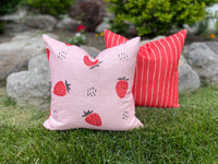 Strawberry Days / Summer Pillow / Pillow Cover / Decorative Pillow / Accent Pillow / Machine Washable / Couch Pillow / 18x18